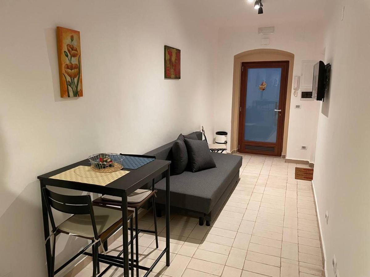 Alex Comfort House Bari Extérieur photo