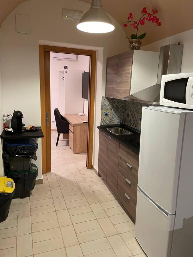 Alex Comfort House Bari Extérieur photo